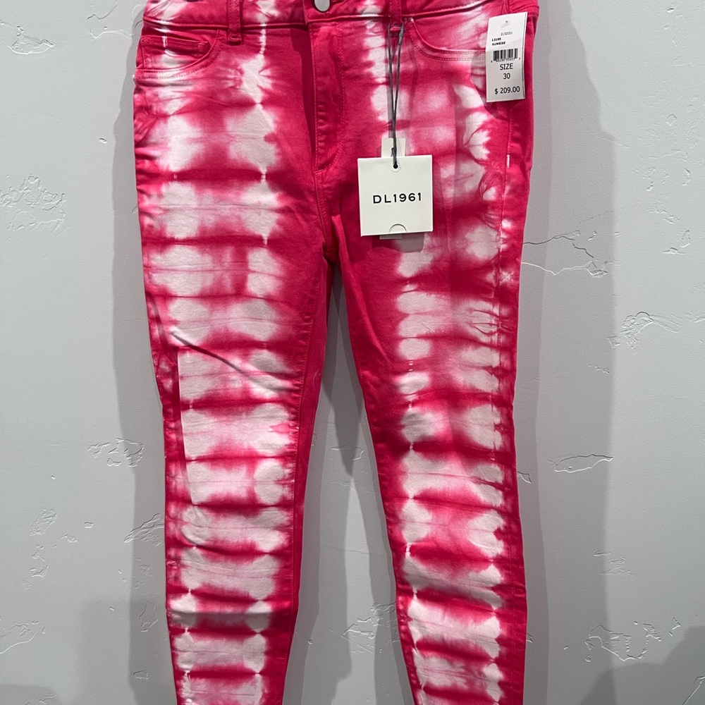 DL1961 Florence Mid-rise Skinny Jean- Size 30